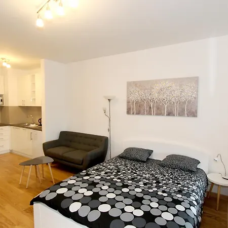 Moonstone ベオグラード